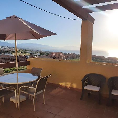 Seaview A Spectacular 3 Bed 3 Bathroom Penthouse Manilva Extérieur photo