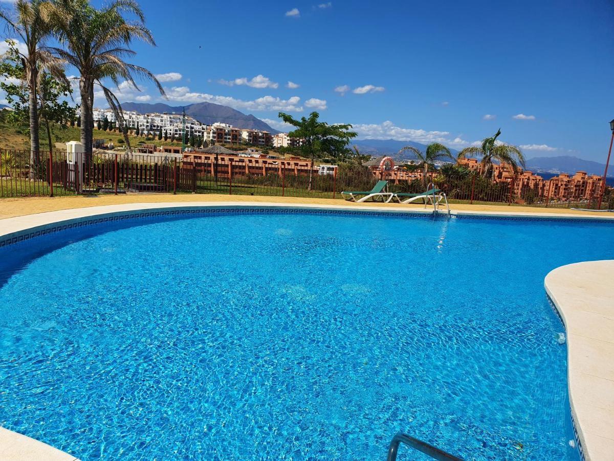 Seaview A Spectacular 3 Bed 3 Bathroom Penthouse Manilva Extérieur photo