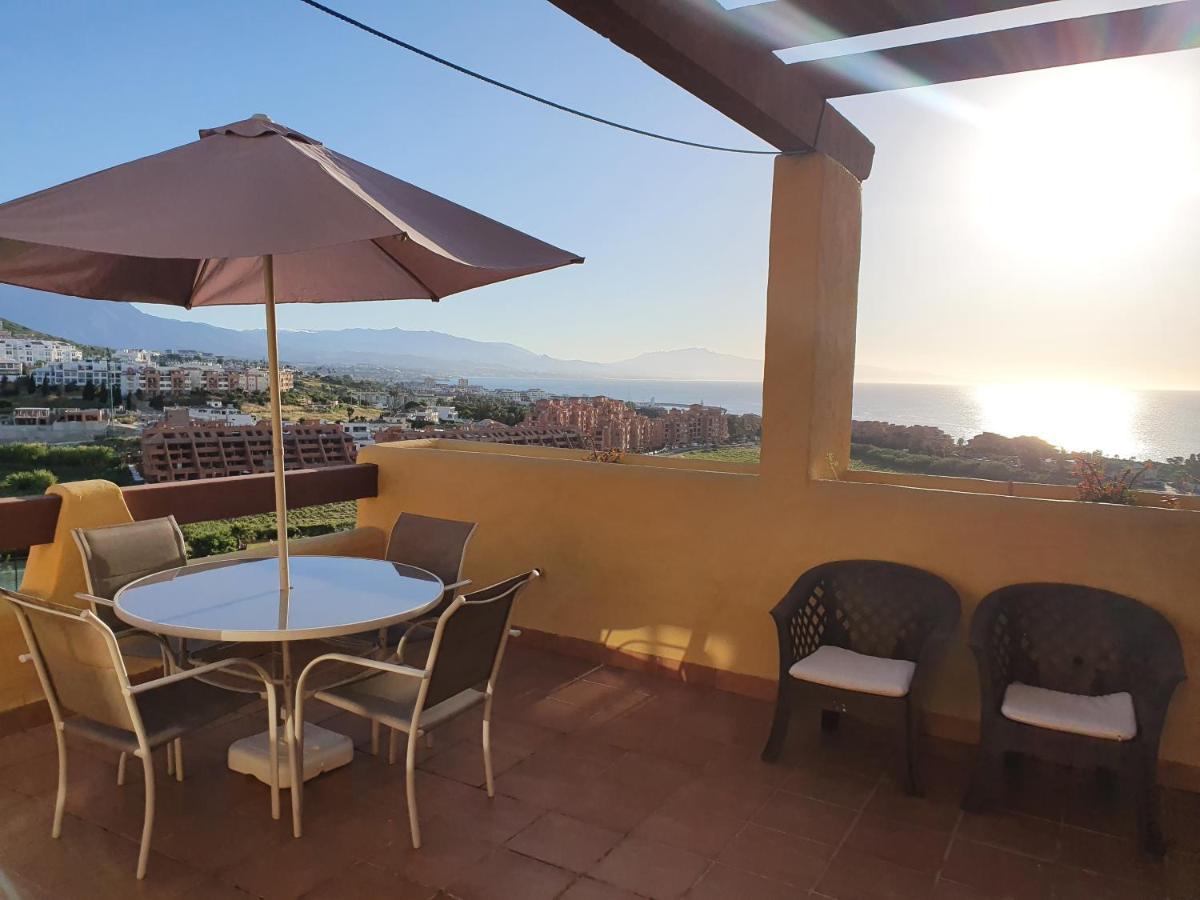 Seaview A Spectacular 3 Bed 3 Bathroom Penthouse Manilva Extérieur photo